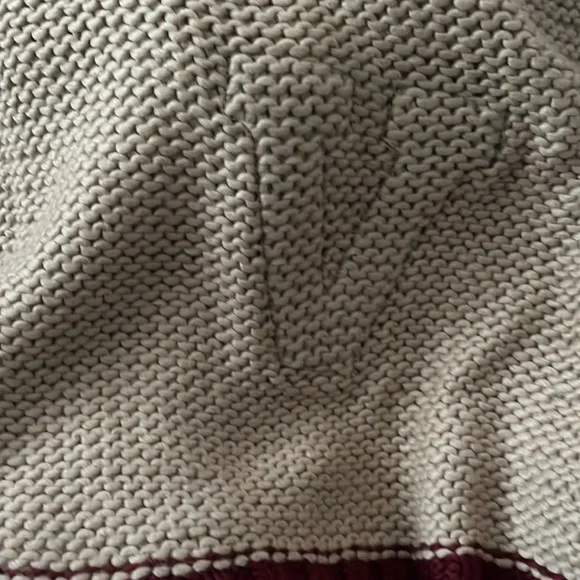 NWT Vince Camuto Scarf 🧣 - Picture 3 of 5